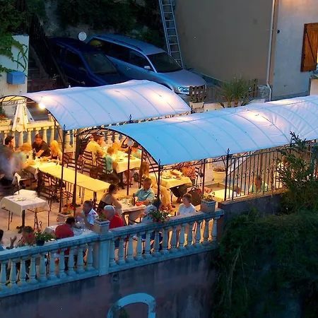 Hostellerie De Rennes-les-bains فندق Rennes-les-Bains